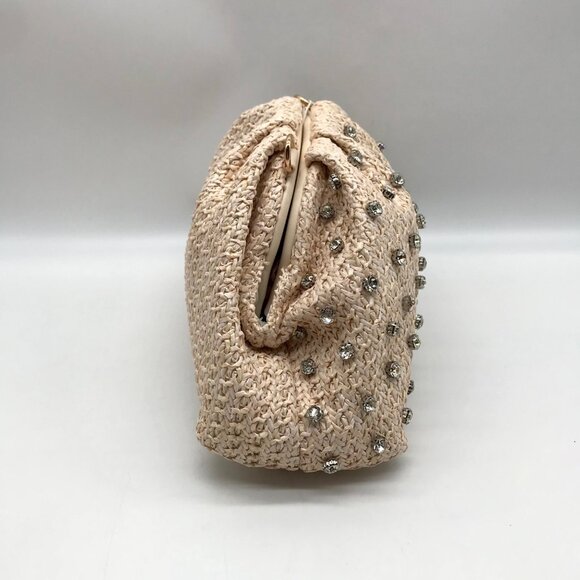 Urban Expressions Ivory Nikita Clutch - Picture 3 of 11